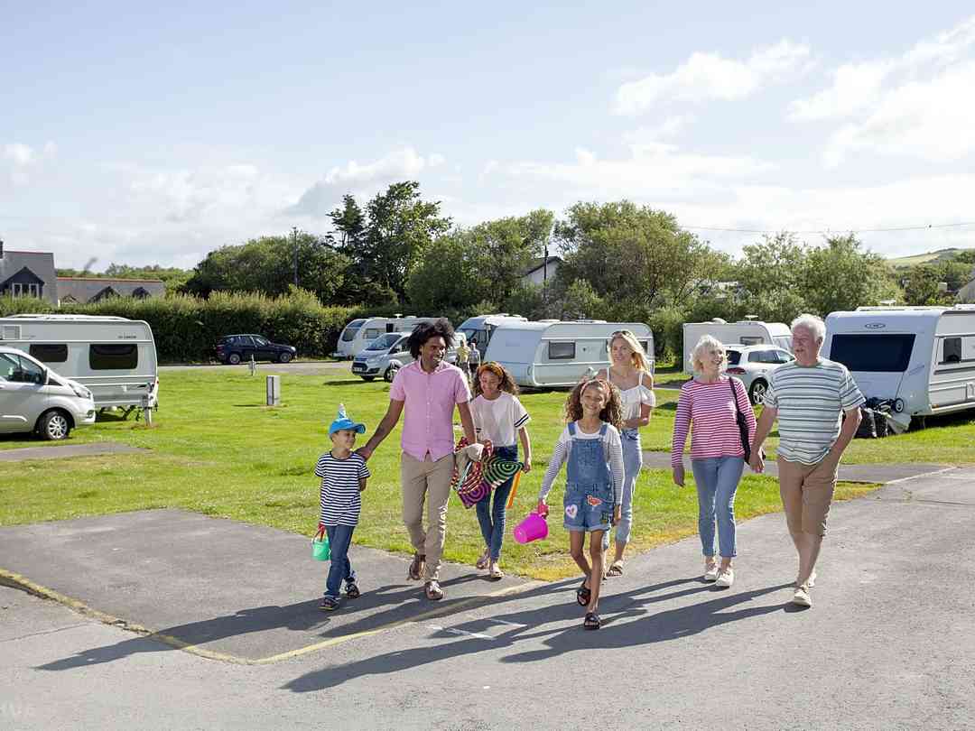 Find The Best Touring Caravan Sites In Borth Ceredigion Pitchup