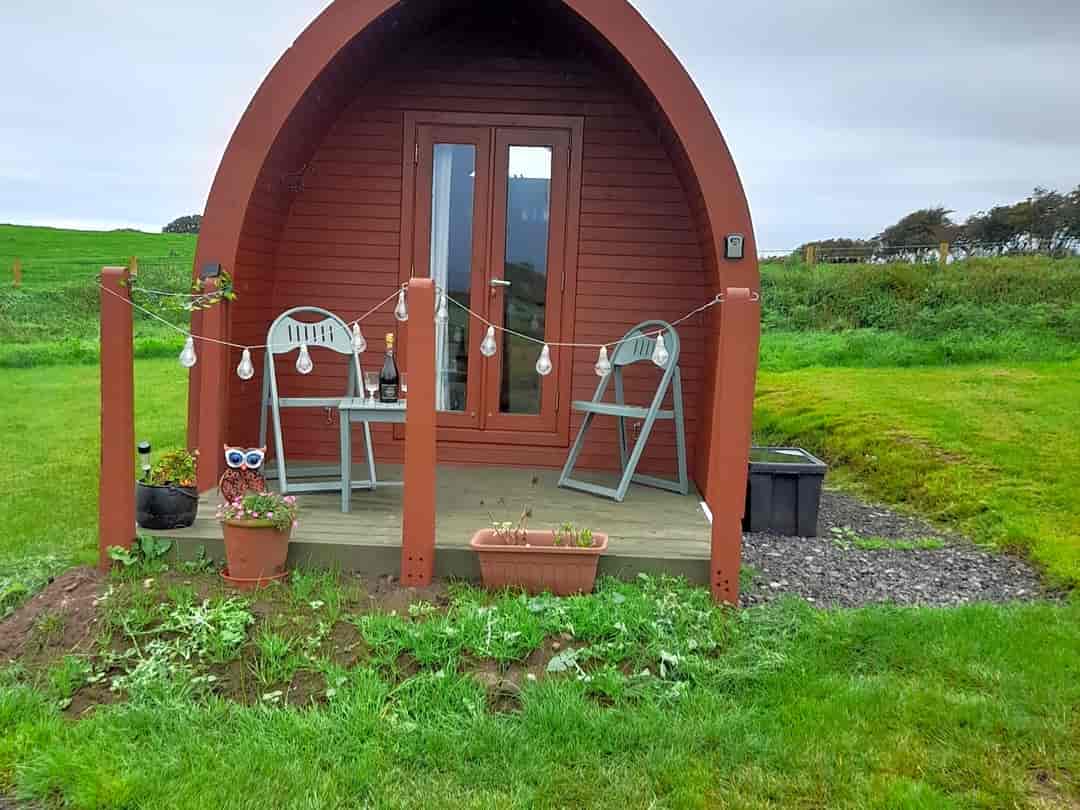 Harebeck Holidays: Owl Hoot pod with decking, storage box and solar lights
