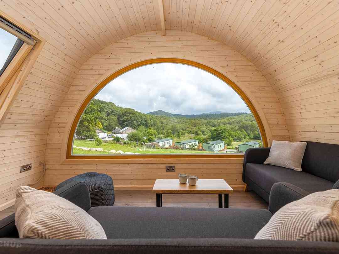 Parkgate Farm Holidays: Outside inside