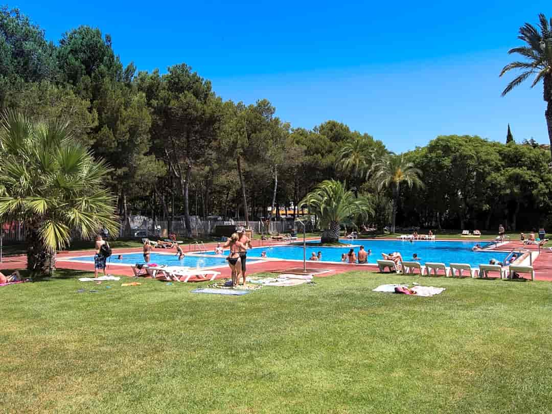 Camping Santa Elena Ciutat: Outdoor pool (photo added by manager on 19/05/2022)