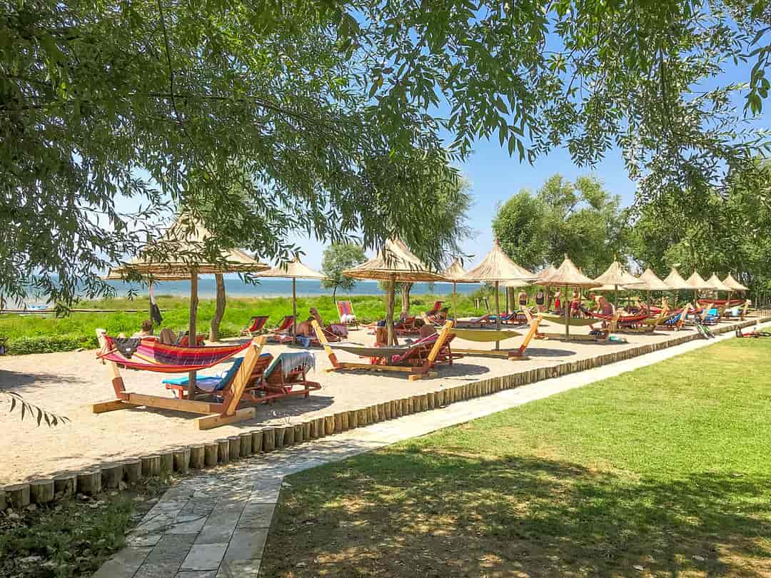 Lake Shkodra Resort: Beach