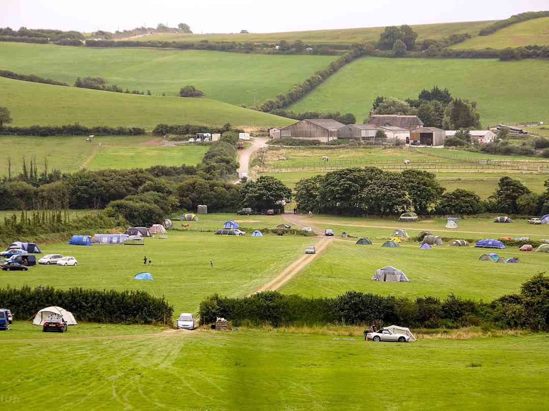 Whitehorse Campsite (经理于2025年7月11日添加的照片) Whitehorse Campsite (经理于2025年7月11日添加的照片)