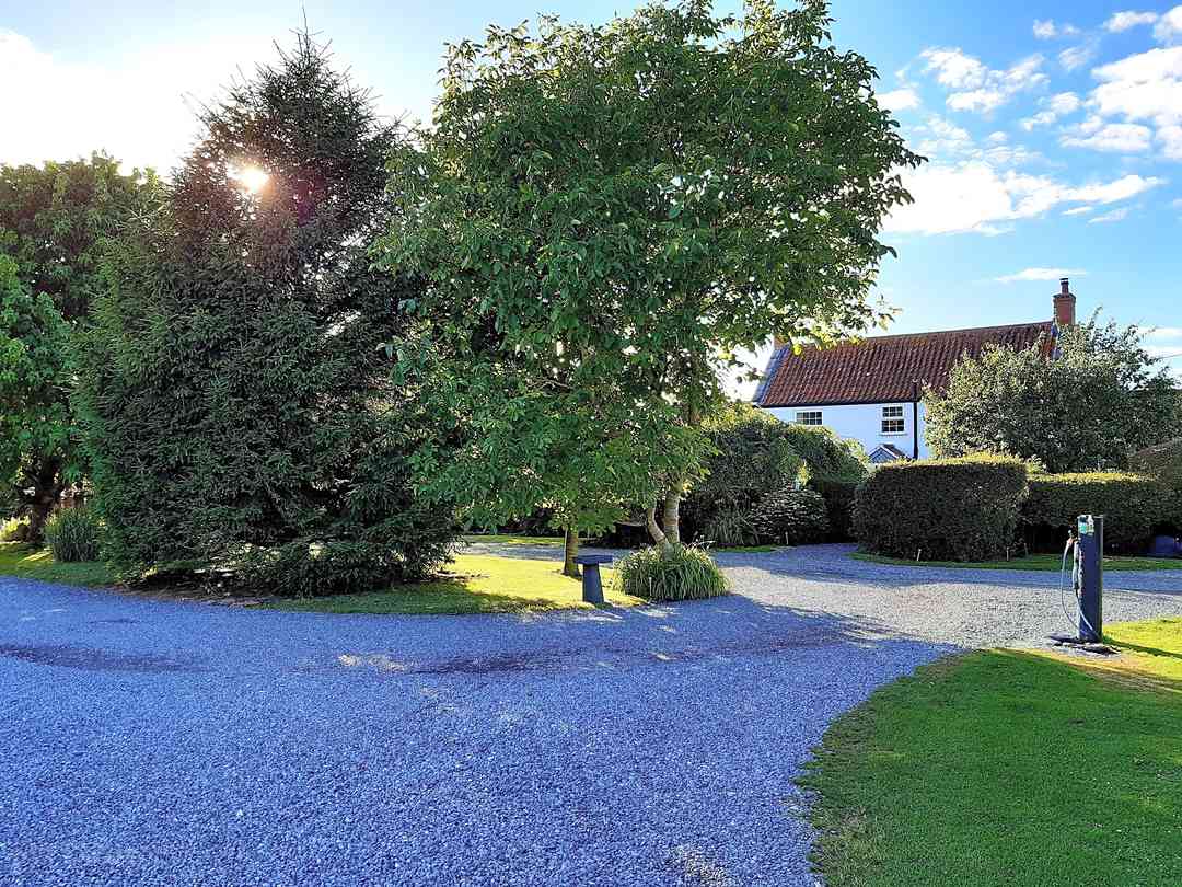 Myrtle Farm Holidays: Myrtle Farm entrance area