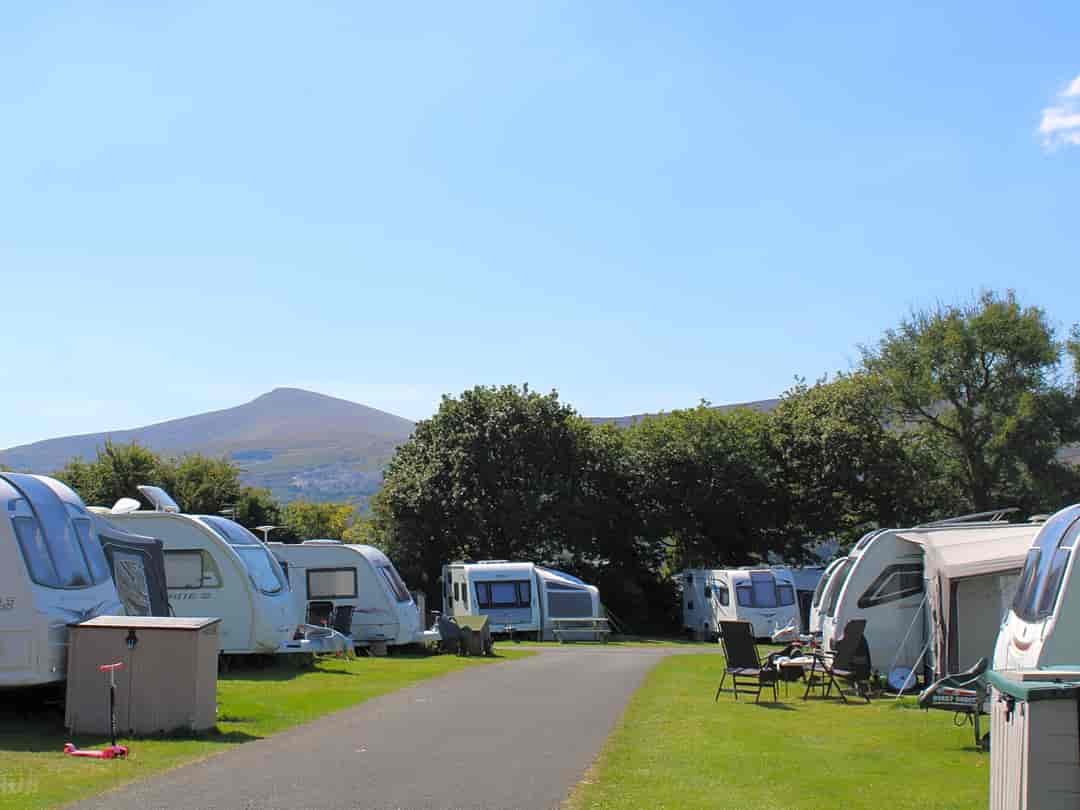 Snowdon View Caravan Park: Snowdon View touring field (photo added by manager on 20/02/2023)