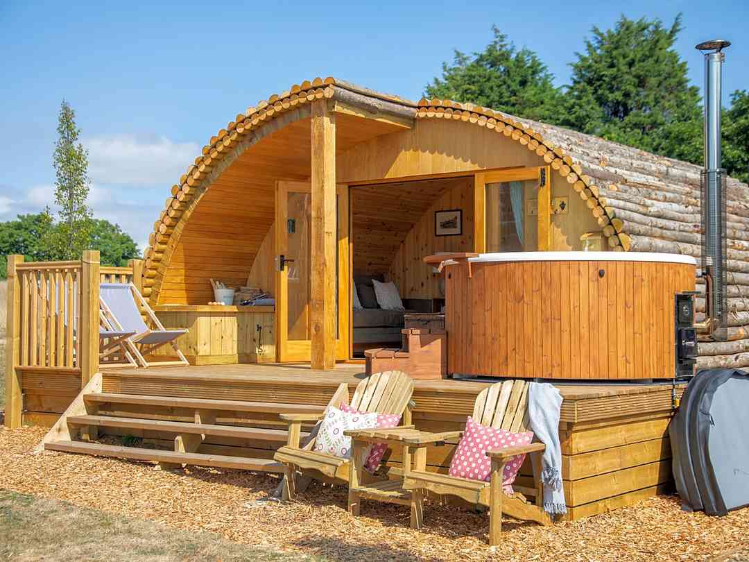 Glamping holidays in South East England with Hot Tubs from 35