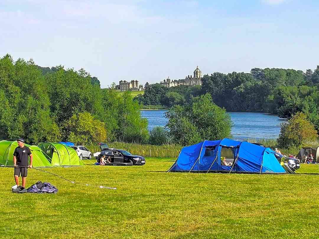 Castle Howard Lakeside Holiday Park: Camping field overlooking Castle Howard and lake. (photo added by manager on 01/07/2021)