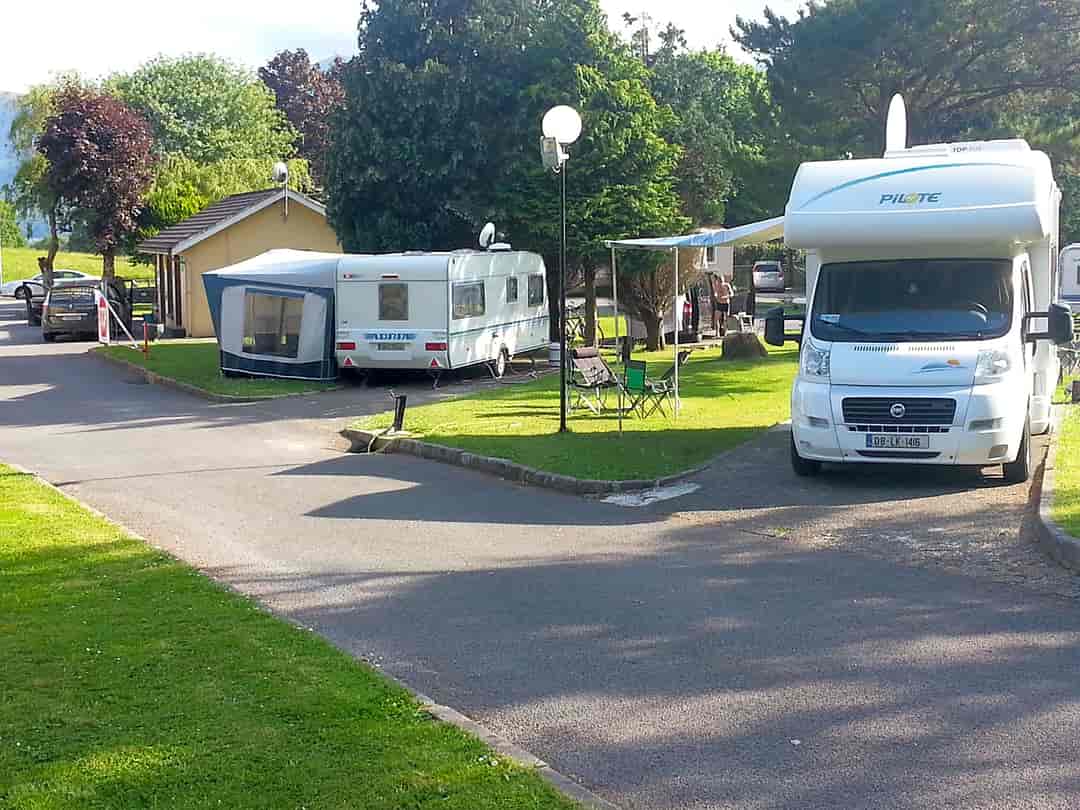 Caravan and Camping - Share Discovery Village Lisnaskea