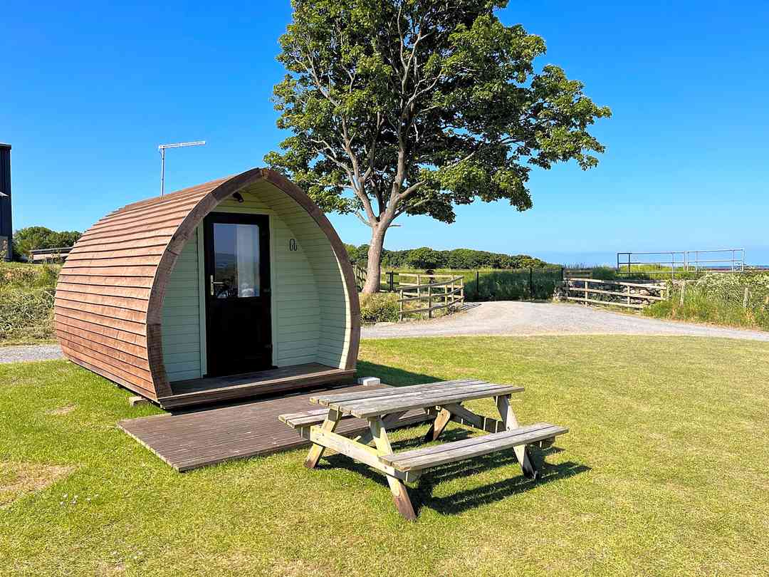 Hendre Hall Holiday Park: Front of the pod