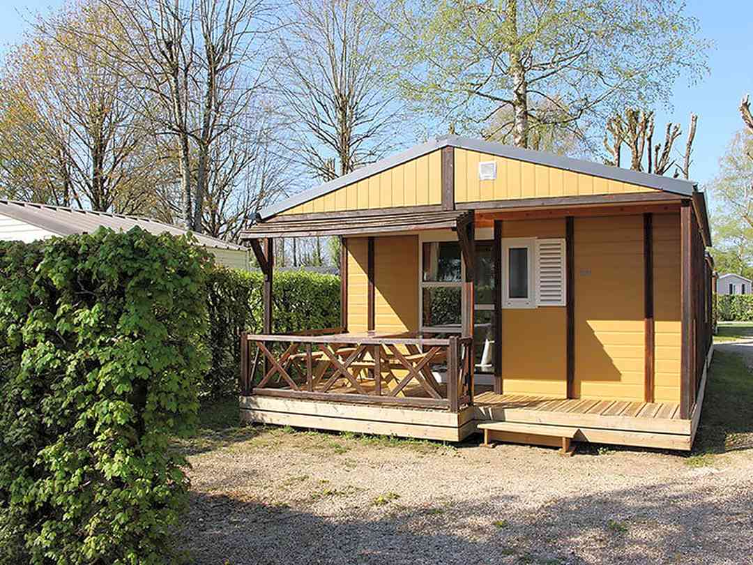 Frankreich Platze Mit Standwohnwagen Und Ferienparks Fur Wohnwagen Finden Pitchup