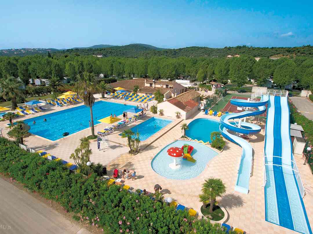 Camping Riviera D Azur St Aygulf Plage Pitchup