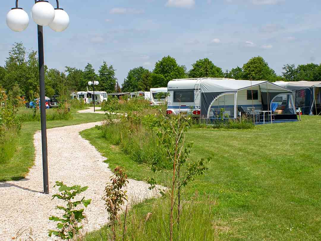 Vakantiepark 't Witven: Comfort pitch (photo added by manager on 30/08/2022)