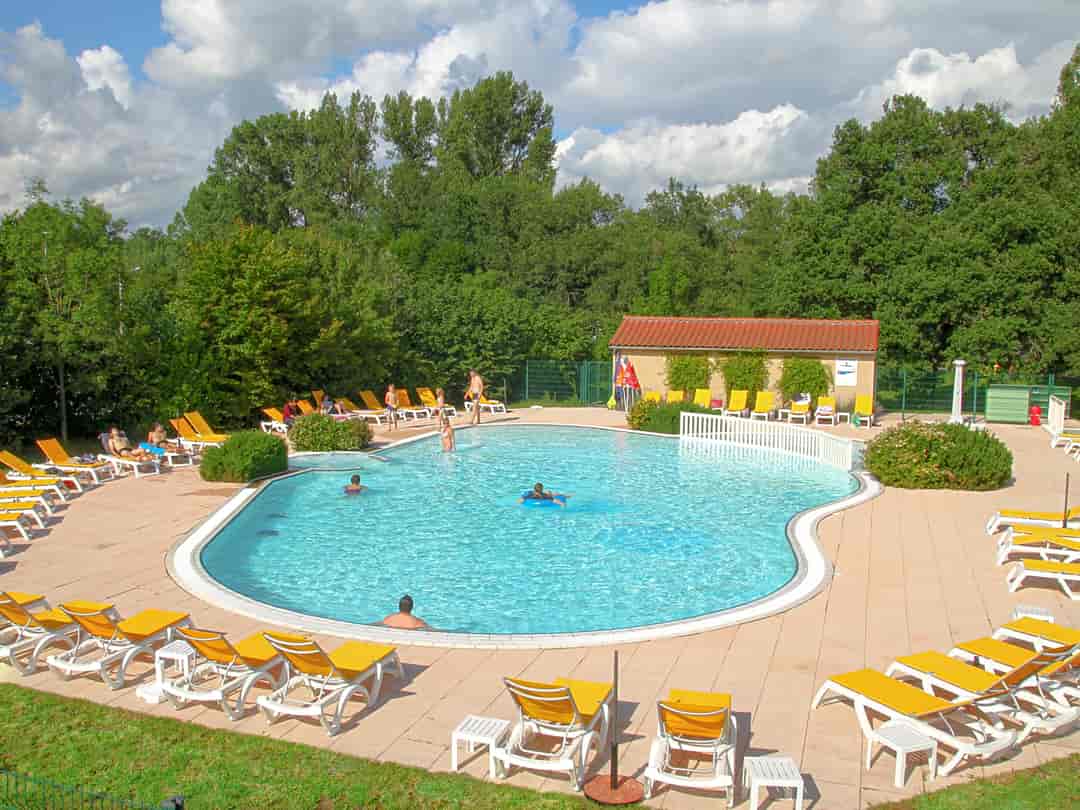 Camping des Gorges de l'Allier: Swimming pool