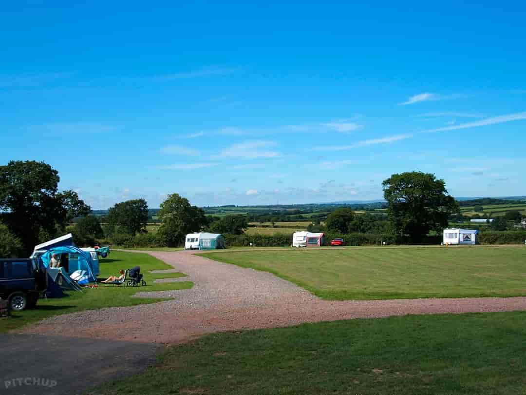 West Middlewick Farm: Spacious, friendly campsite