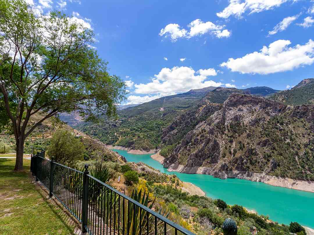 Camping Las Lomas Guejar Sierra Pitchup