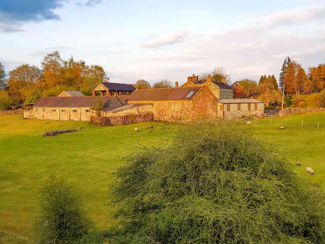 Peakstones Inn