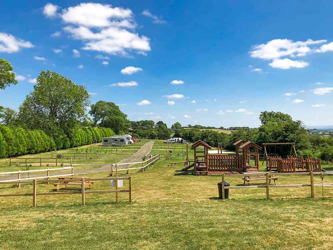 Countryview Caravan and Camping Site (a kezelő által 2022.08.18. napon hozzáadott fénykép) Countryview Caravan and Camping Site (a kezelő által 2022.08.18. napon hozzáadott fénykép)