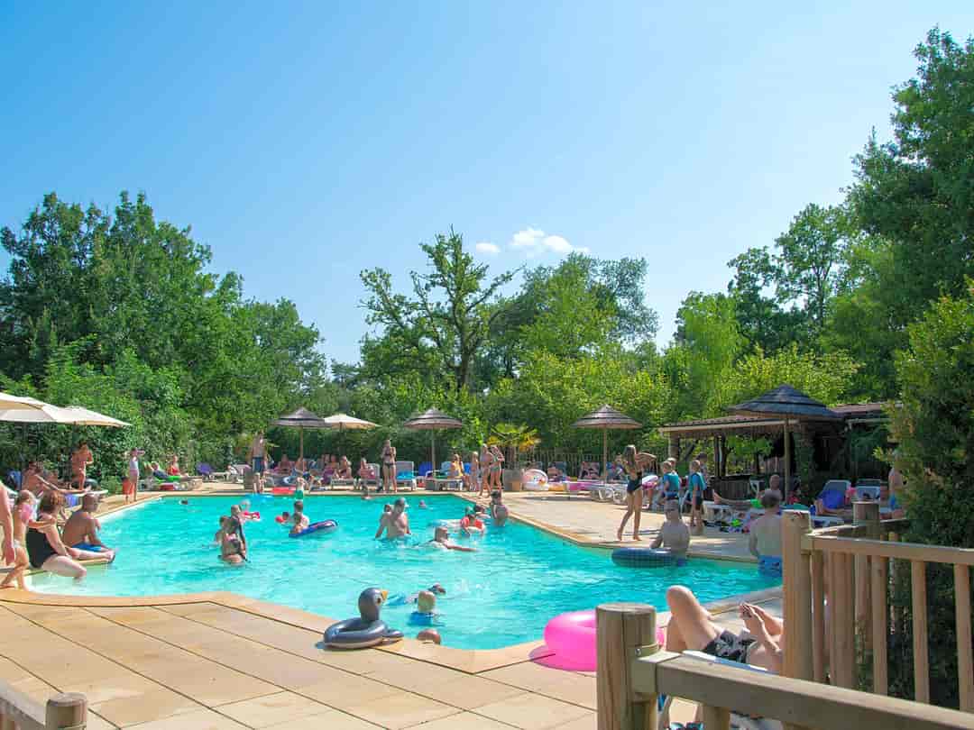 Villatent at Camping Le Pech Charmant: Outdoor pool