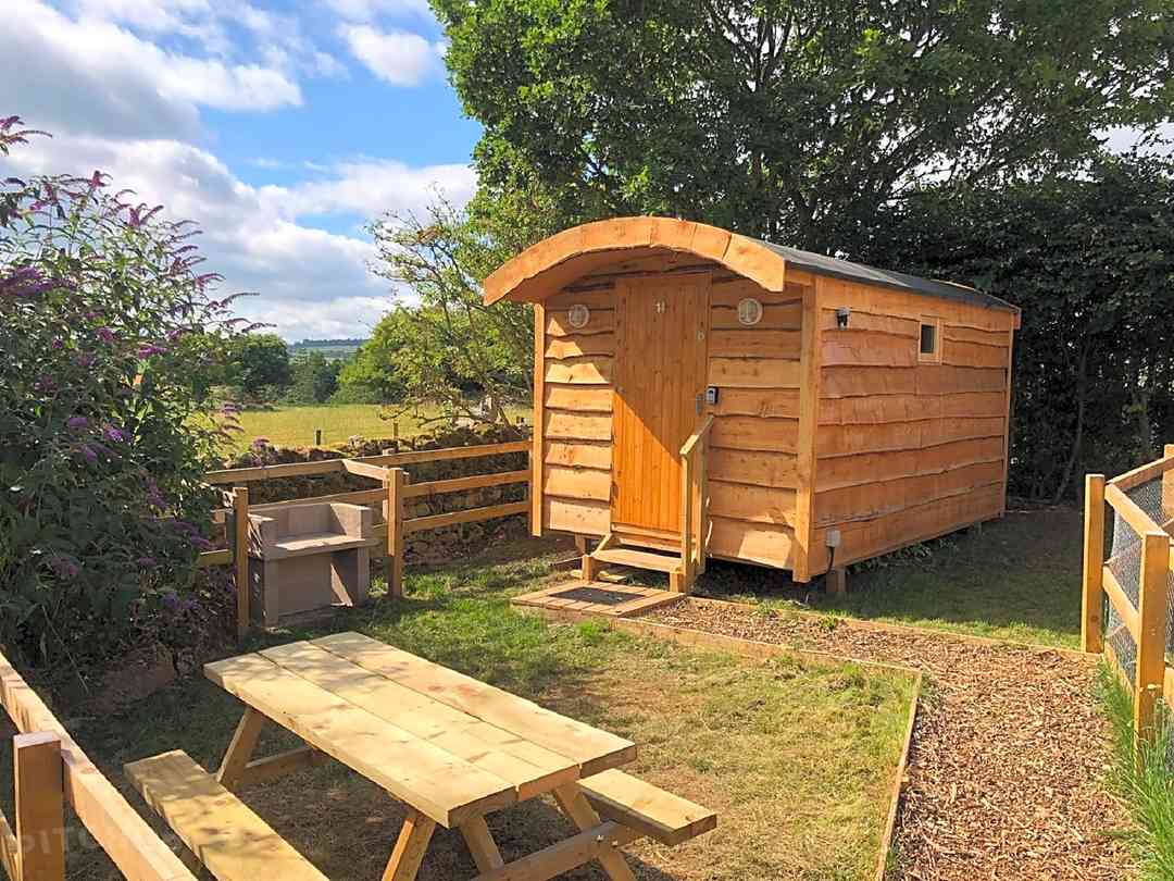 Orchard Hideaways Penrith Pitchup