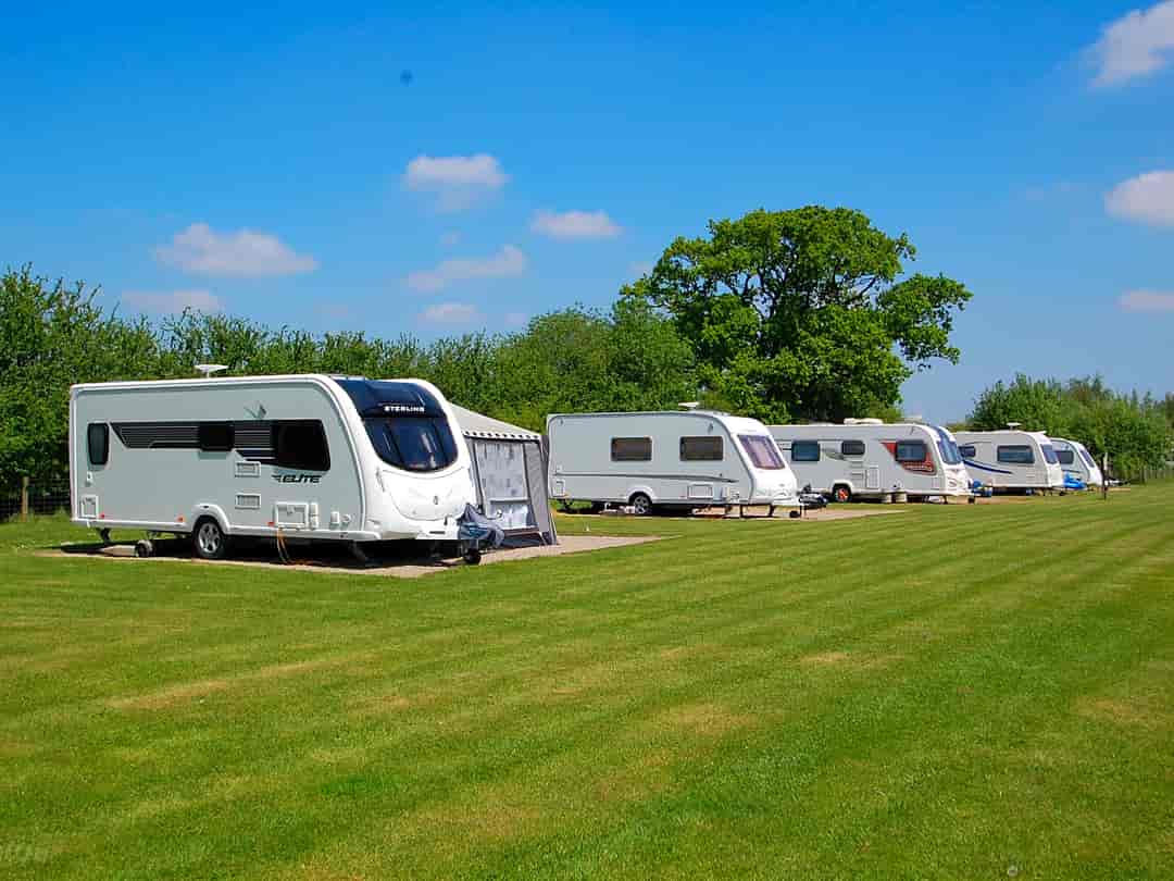 Foxhill Park: Spacious pitches