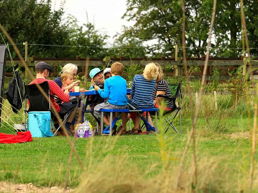 Green Haven Camping: Family meal