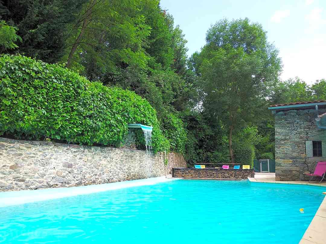 Moulin de Chaules: Take a swim in the pool (photo added by manager on 05/01/2015)