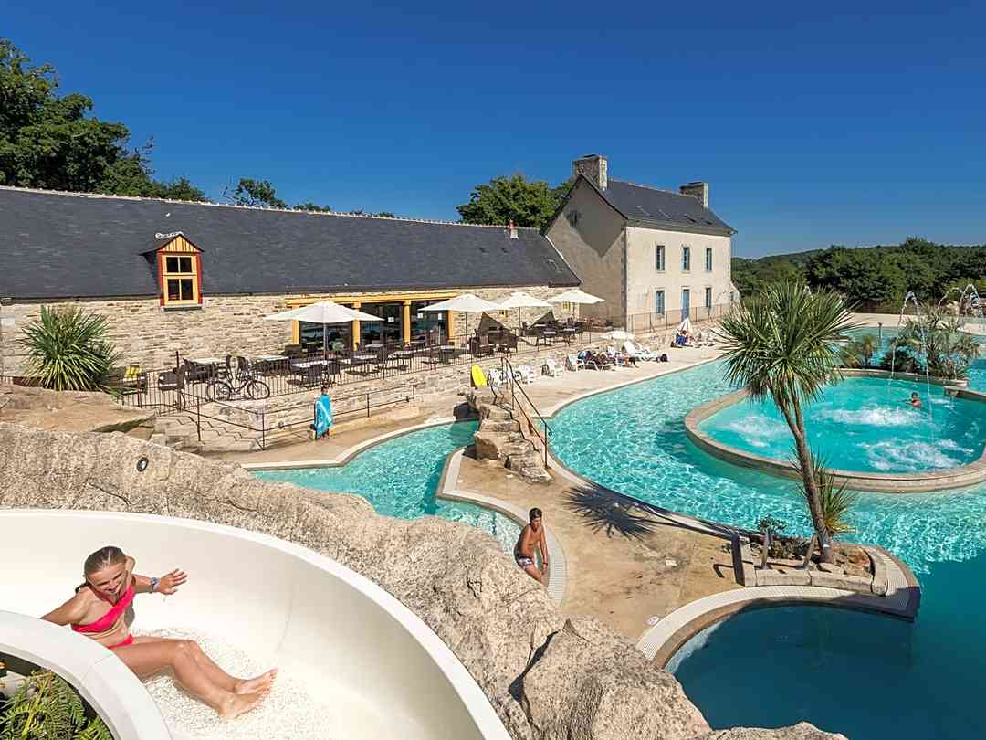 L Orangerie De Lanniron Quimper Tarifs 2020 Pitchup