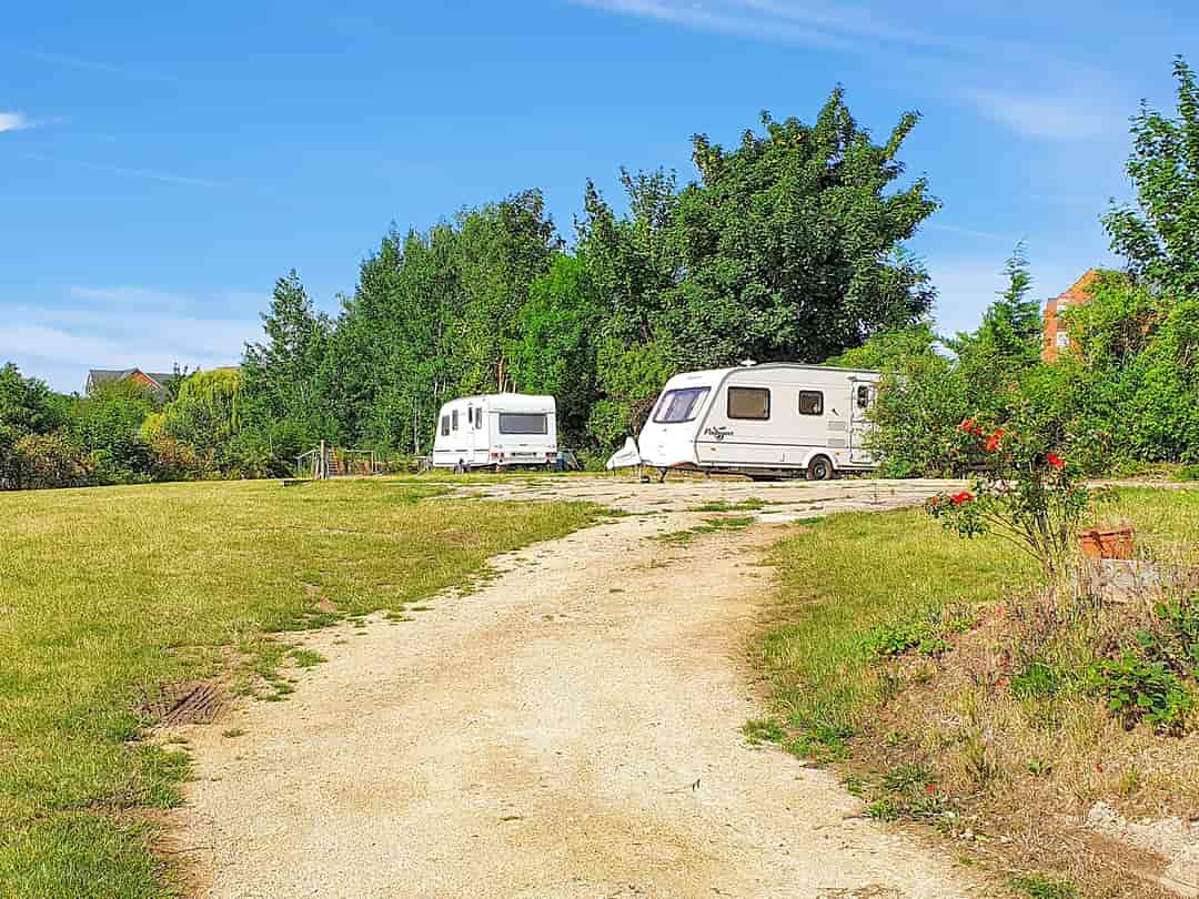 Evesham Caravan Site: Pitches on site (photo added by manager on 08/09/2022)