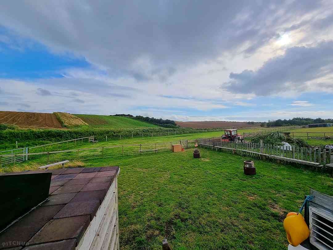 Kingston Smallholding Goat Farm Campsite (fotografie přidána správcem na 08.08.2021) Kingston Smallholding Goat Farm Campsite (fotografie přidána správcem na 08.08.2021)