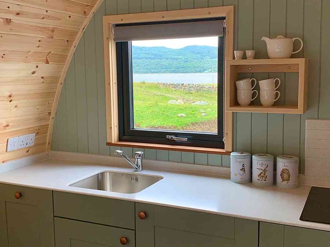 Island Pods: Sea and hill views from your window
