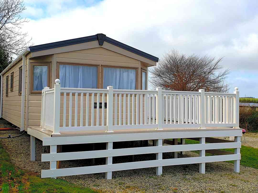 Find Static Caravan Sites And Caravan Holiday Parks In Cornwall Pitchup
