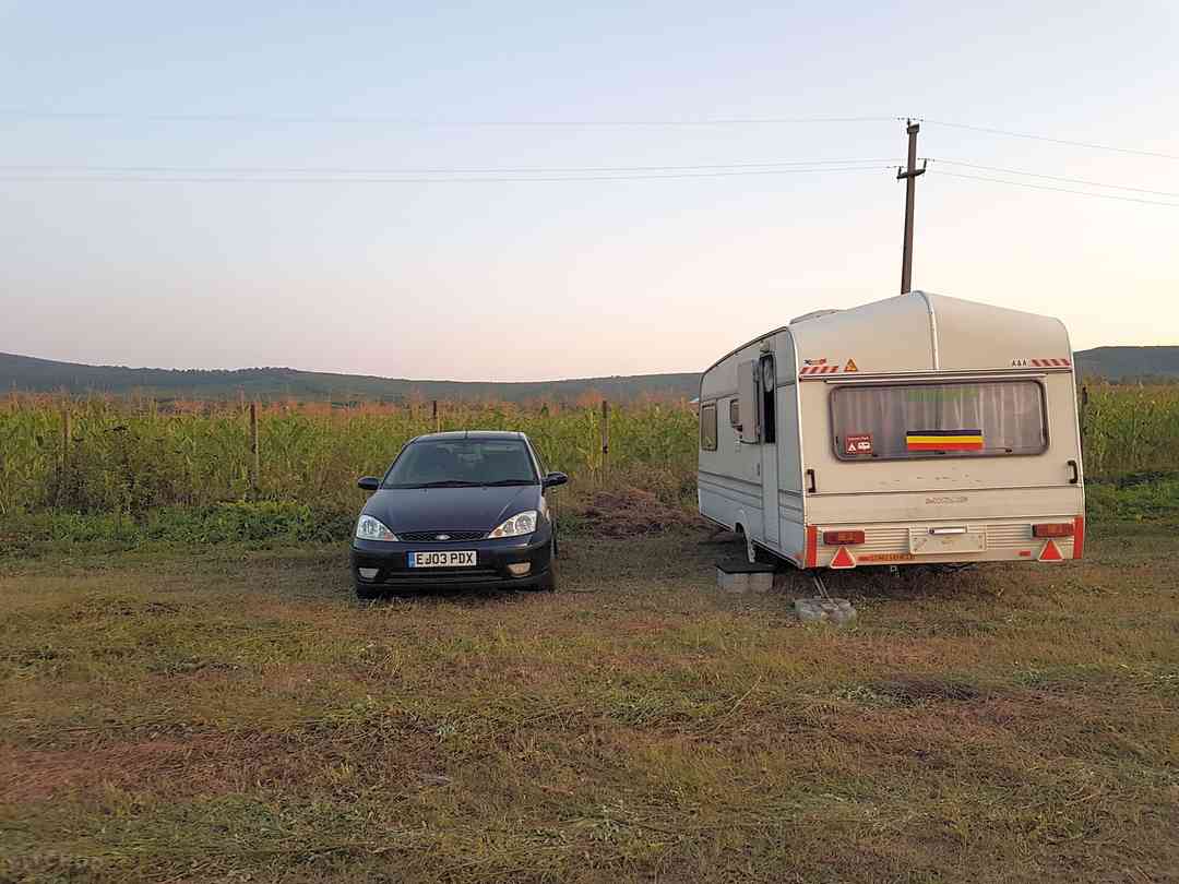 Book Rv Parks Motorhome Campgrounds In Romania Pitchup