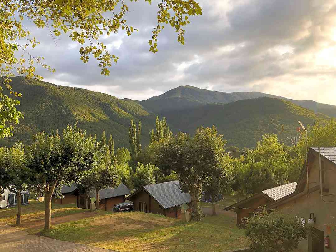 Perros permitidos | Mejores campings en Aragón, 2023 - entre 6 campings para reservar en Pitchup®