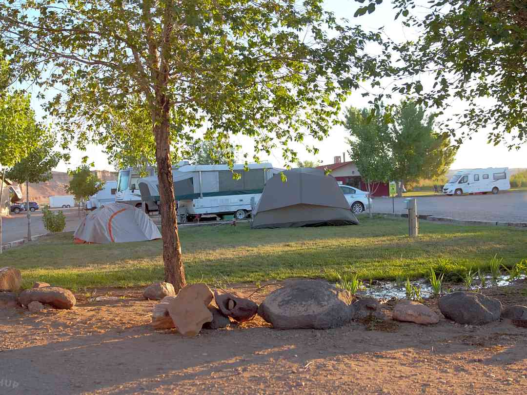 Duke S Slickrock Campground And Rv Park Hanksville Pitchup