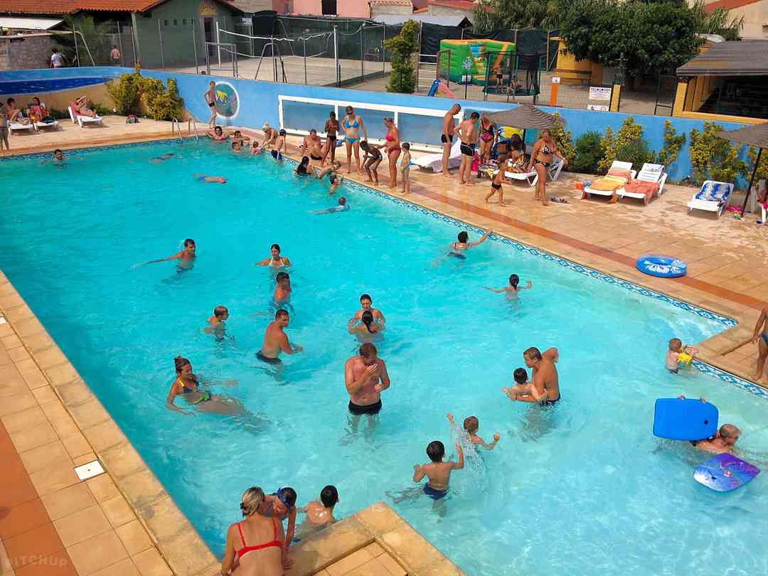 Camping Le Lamparo Sainte Marie La Mer Pitchup