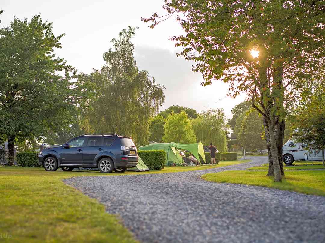 Barley Meadow Touring Park: Pitches at sunset