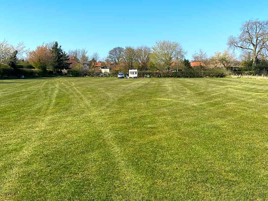 Cherry Tree Park: Well-maintained grassy pitches