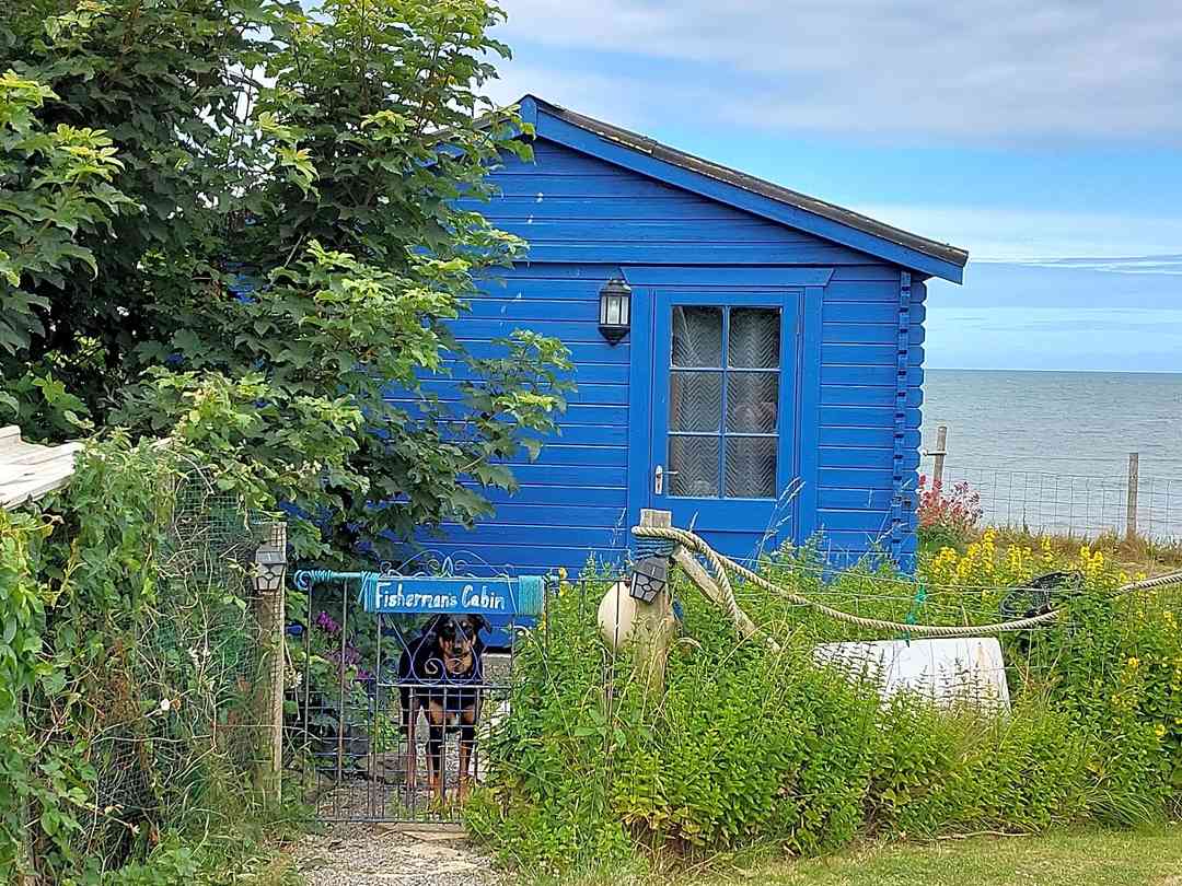 FishermanCabins: Walk down to the cabin