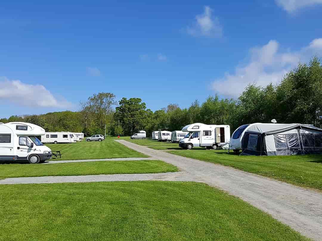 Wayside Camping: Well-kept pitches