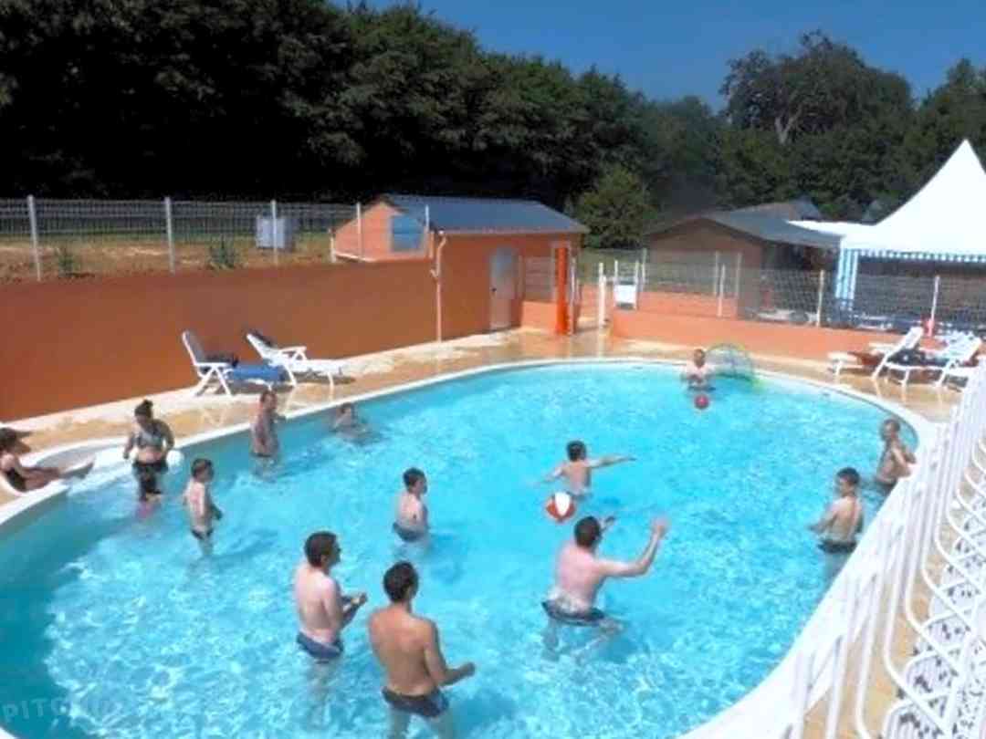 Camping De L Orival Les Grandes Ventes Updated 2020 Prices Pitchup