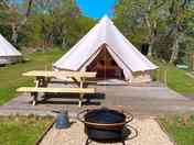 Pink bell tent with deck area (added by manager 19 Mar 2023)