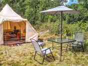 Wide porch and an outdoor space at the boho tent (added by manager 12 Jul 2023)