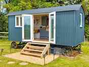 Shepherd's hut exterior (added by manager 12 Oct 2022)