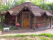 View of the yurt (added by manager 19 Apr 2023)