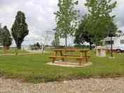 Grass pitch with picnic table (added by manager 21 Apr 2017)