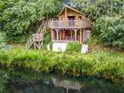 Treehouse sleeping six