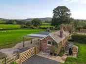 Private cabin with spectacular views and hot tub