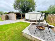 Executive yurt with entertainment area & hot tub (added by manager 30 May 2024)