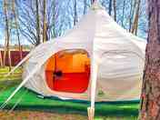 Bell tent (added by manager 04 Apr 2023)