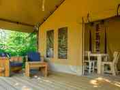 Exterior Slow lodge