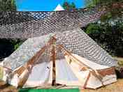 Tenda in estate con telo ombreggiante